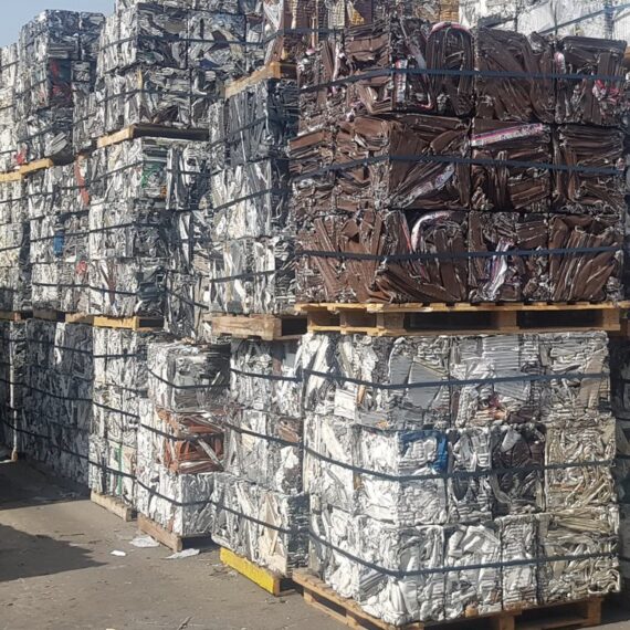 Aluminium Extrusion Scrap Export Yard
